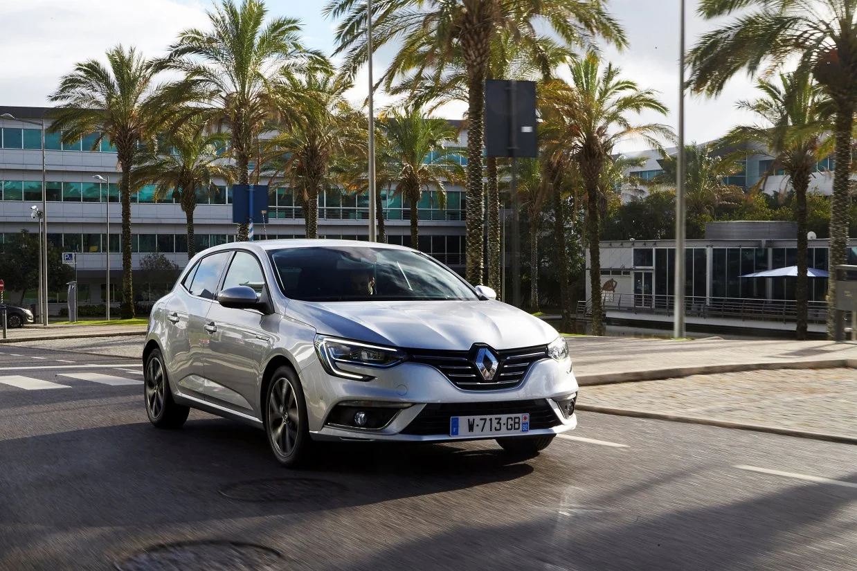 851-2016-renault-megane-test-surusu-resim-galerisi.webp