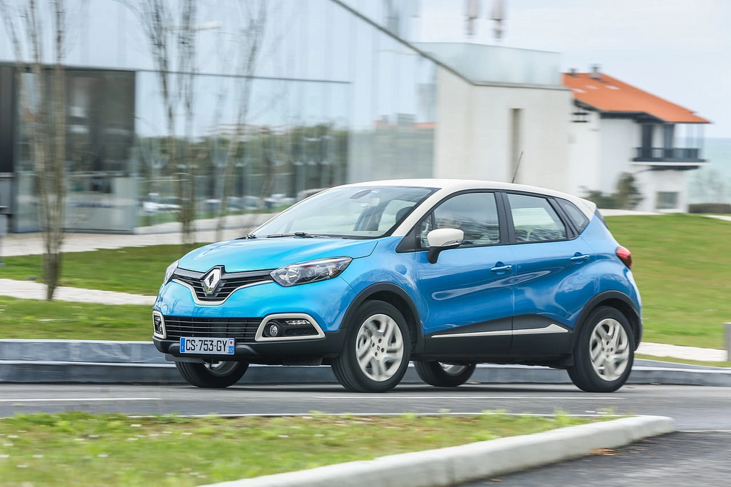 Yeni-Renault-Captur-Test-3.webp