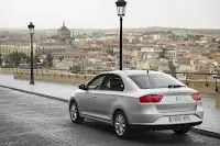 2013-Seat-Toledo-Sedan-9.webp