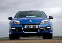 2011-renault-laguna-hatch-gt-line-17.webp